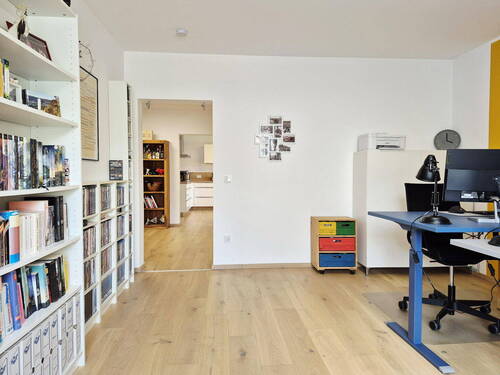 Zimmer 1 - 