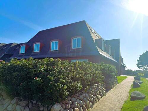 Objektansicht - Luxuriös möbliertes 1,5-Zimmer Apartment mit Blick zur Uwe-Düne - wenige Gehminuten zum Strand