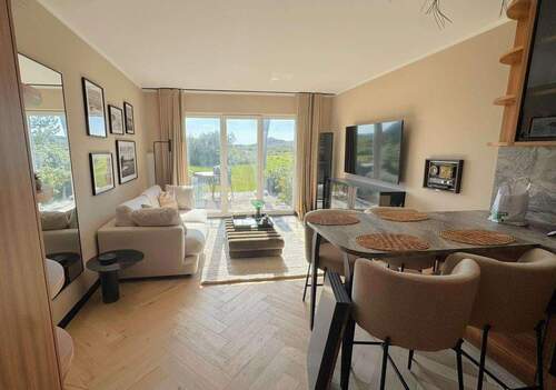 Wohn- & Küchenbereich Terrasse - 1 Zimmer Etagenwohnung zur Miete in Kampen (Sylt)