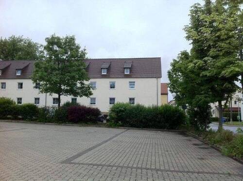 Bild 12 - 4 R.- WE im Erdgeschosswohnung in zentraler Lage zu vermieten