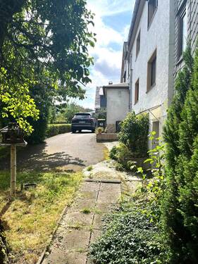 Hof - Mehrfamilienhaus, Wohnhaus in Meuselbach-Schwarzmühle