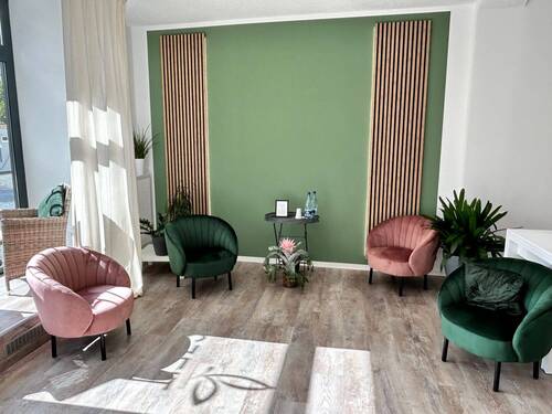 Gewerbe - Mehrfamilienhaus, Wohnhaus mit 326,00 m&sup2; in Fritzlar zum Kaufen