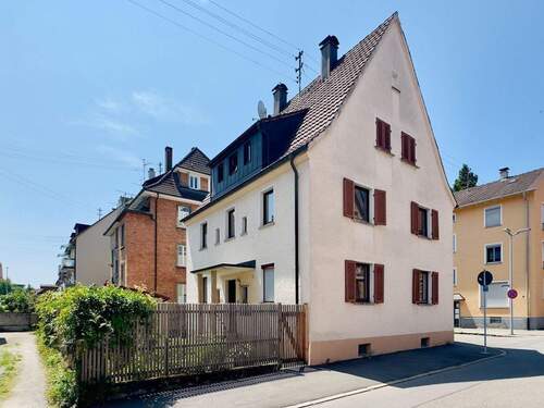 Gebäudeansicht - Dreifamilienhaus in begehrter Wohnlage von Friedrichshafen Stadtteil Hofen