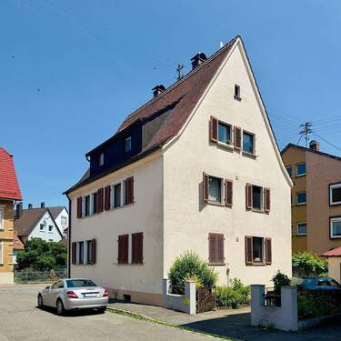 Gebäudeansicht - 9 Zimmer Mehrfamilienhaus, Wohnhaus in Friedrichshafen