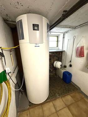 Kellergeschoss / Warmwasserspeicher - 