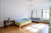 Wohnzimmer - 1 Zimmer Etagenwohnung in Berlin