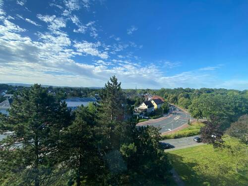 Ausblick - Lichtdurchflutete 3 ZKB Balkon mit wunderschönem Weitblick!