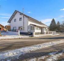 Darf es ein bisschen mehr sein? Ein Zuhause mit starkem Charakter und besonderer Atmosphäre - Obermotzing