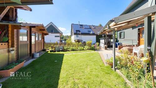 Garten - 6 Zimmer Mehrfamilienhaus, Wohnhaus zum Kaufen in Solingen