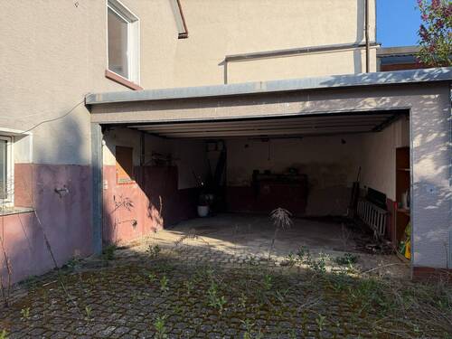 Garage - 