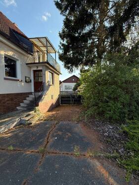 Zufahrt - Einfamilienhaus mit 128,00 m&sup2; in Linsengericht zum Kaufen