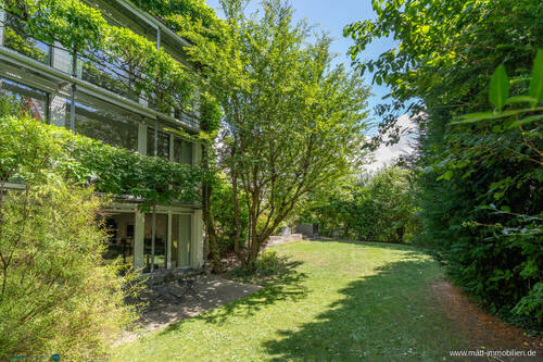 Südseite Haus mit Garten - Moderne Haushälfte mit Gartenparadies für die ganze Familie