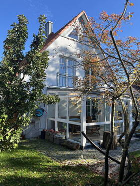 Wintergarten Westseite - Für Menschen, die mehr als nur ein Haus suchen!