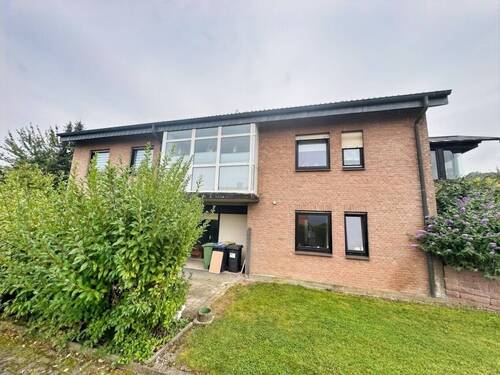 Bild 3 - 7 Zimmer Mehrfamilienhaus, Wohnhaus in Bodenwerder