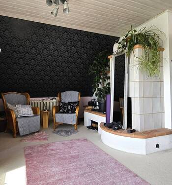 Schlafzimmer 1 + - 