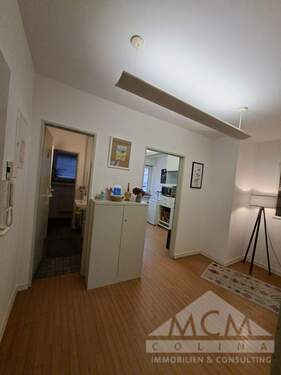 Flur - Büro mit 50,00 m&sup2; in Frankfurt am Main zur Miete