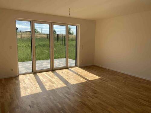 Bild 2 - 4 Zimmer Mehrfamilienhaus, Wohnhaus zum Kaufen in Goscino