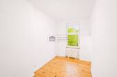 Ankleidezimmer/Homeoffice - 