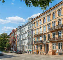 5-Zimmer-Wohnung mit Balkon in einem charmanten Altbau im beliebten Stadtteil Hamburg-Rotherbaum