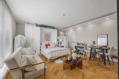 Wohn/Schlafzimmer - 1 Zimmer Etagenwohnung in München