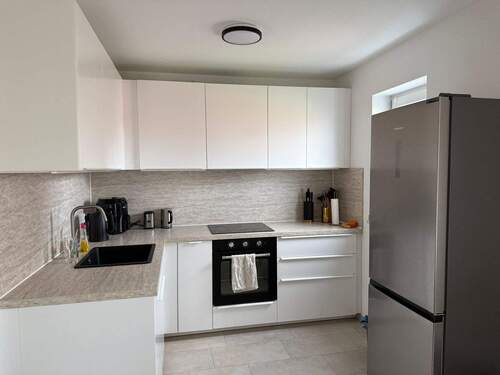 Einbauküche - 2 Zimmer Etagenwohnung zur Miete in Erding