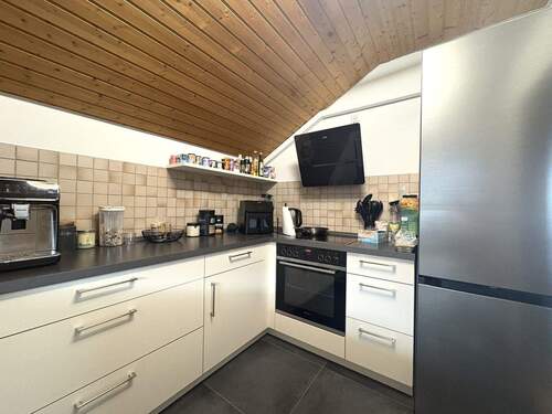 Küche DG - 1 Zimmer Mehrfamilienhaus, Wohnhaus in Obersulm