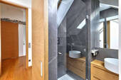 Modernes Badezimmer - 