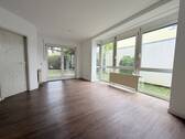 Wohnzimmer - 2 Zimmer Etagenwohnung zum Kaufen in Bad Homburg