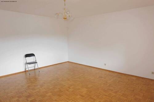 Wohn- Esszimmer - 3 Zimmer Etagenwohnung zum Kaufen in Trier