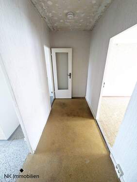 Flur - Etagenwohnung mit 49,00 m² in Limbach-Oberfrohna zum Kaufen