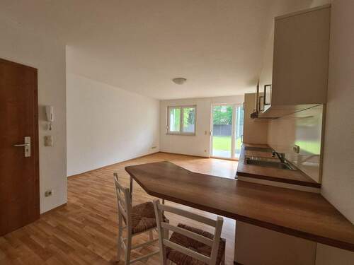 Wohnzimmer mit offener Küche .jpg - 