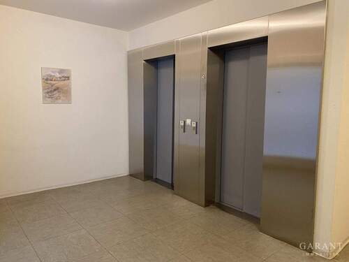 Aufzug neu - 2 Zimmer Etagenwohnung in Kaiserslautern