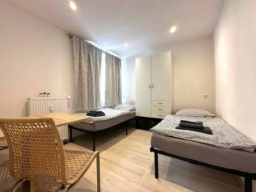 Schlafzimmer EG - 