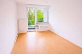 Helles Zimmer mit Balkonblick OG - 