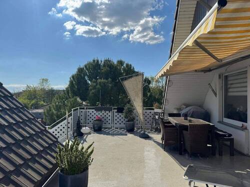 Dachterrasse - 9 Zimmer Einfamilienhaus zum Kaufen in Weisweil