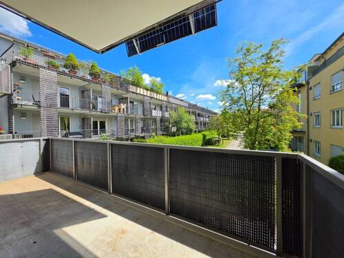 Balkon - 3 Zimmer Etagenwohnung zum Kaufen in Neubiberg