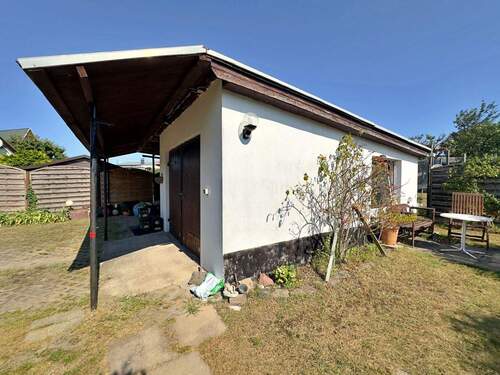 Garage mit Carport - 