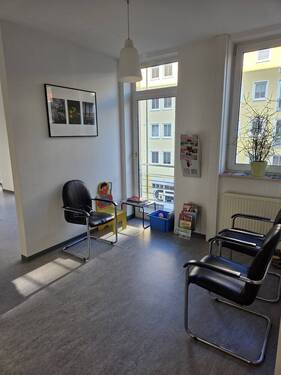 Wartebereich - 5 Zimmer Büro in Dresden