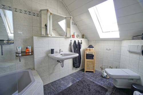 Badezimmer Obergeschoss Wohnung 1 - 