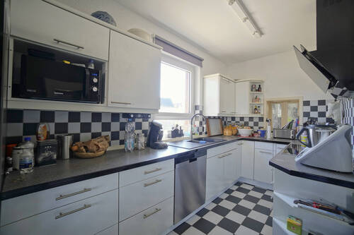 Küche Wohnung 1 - Mehrfamilienhaus, Wohnhaus mit 216,40 m&sup2; in Kehl zum Kaufen