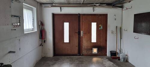 Garage - 