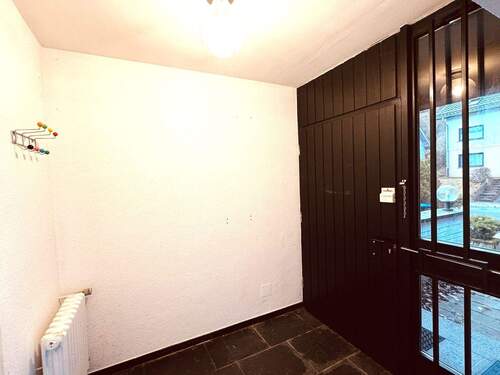 11. Eingangsbereich - 