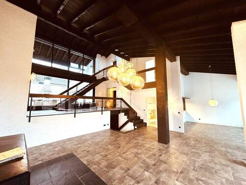 21.1. Wohnraum, Blick auf Diele EG - 