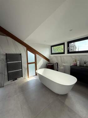 freistehende Badewanne - 