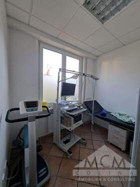 Raum 3 - Büro mit 95,00 m&sup2; in Frankfurt am Main / Zeilsheim zur Miete