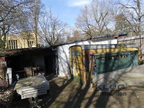 Nebenfläche auf der linken Sei - 