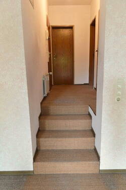 Aufgang Wohnzimmer zum Flur - 