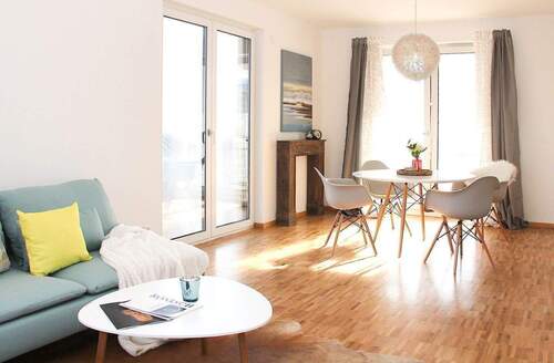 Wohnzimmer - Etagenwohnung mit 67,20 m² in Dresden zur Miete