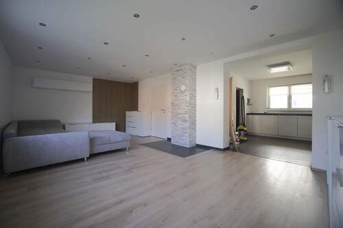 Wohnbereich und Küche - 