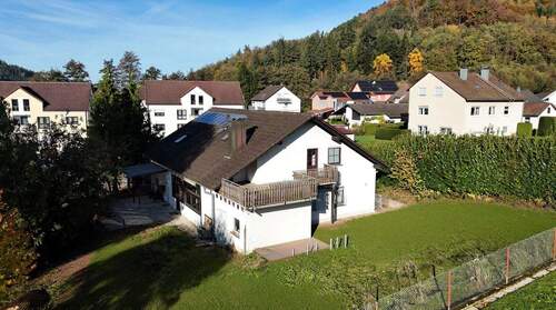 Aussenansicht - Schönes, großes Einfamilienhaus mit Garten * in Lahr